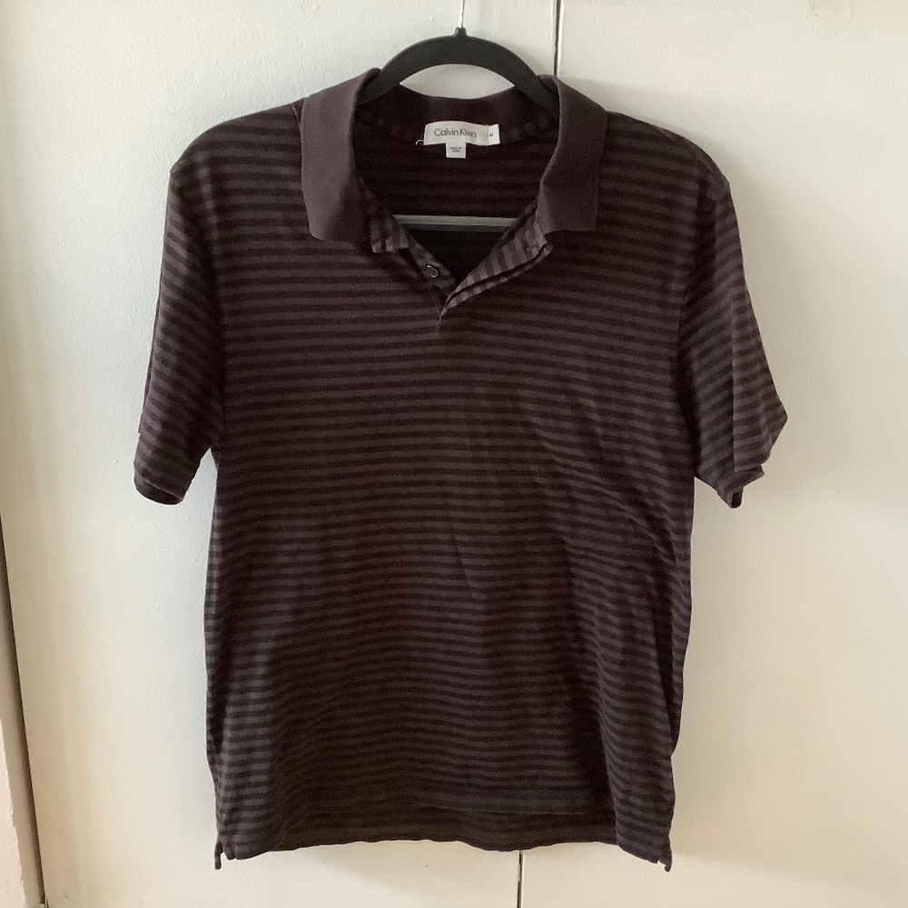 Calvin Klein Polo Shirt Size M  Short Sleeves  Striped